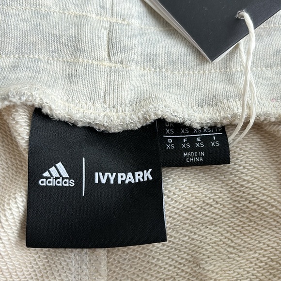 Ivy Park x adidas hoodie and sweatpants set - Picture 10 of 12